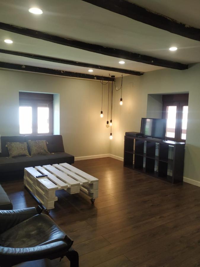 Casa Villa Franca Llamas de la Ribera ภายนอก รูปภาพ